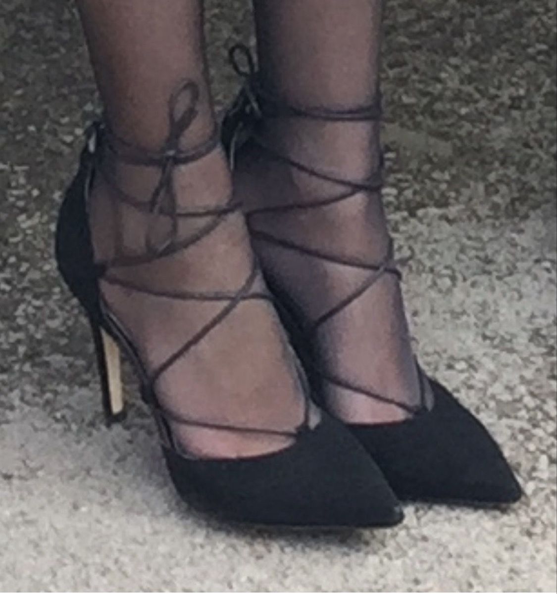 Scarpe da donna: Pumps black lace-up high heel size 37 – Usato da Luins venduto da vvs_7kqr