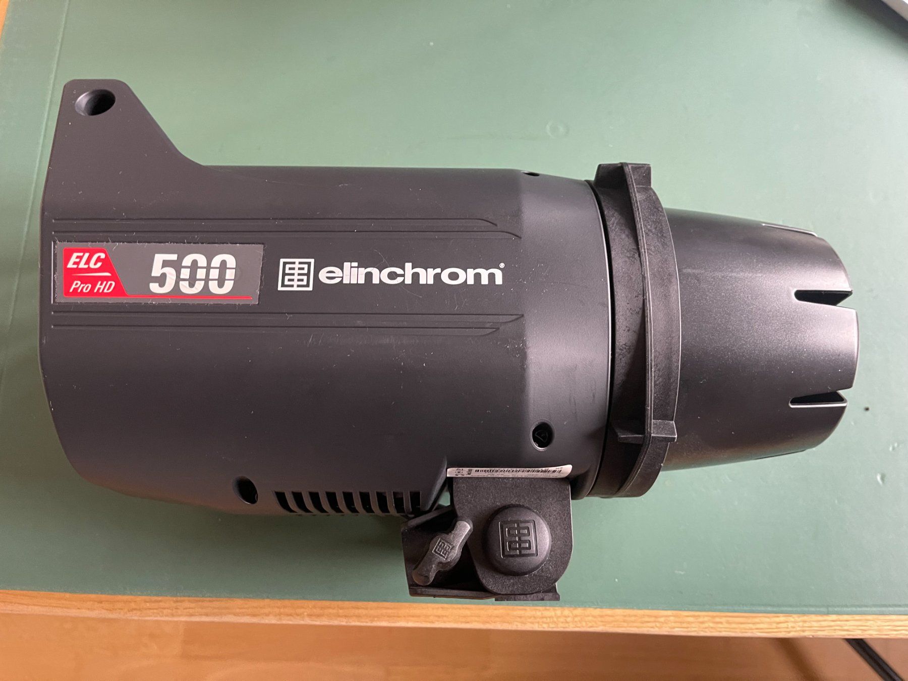 Elinchrom Flashs: Elinchrom ELC Pro HD 500 – D'occasion à Zürich par denosim 1