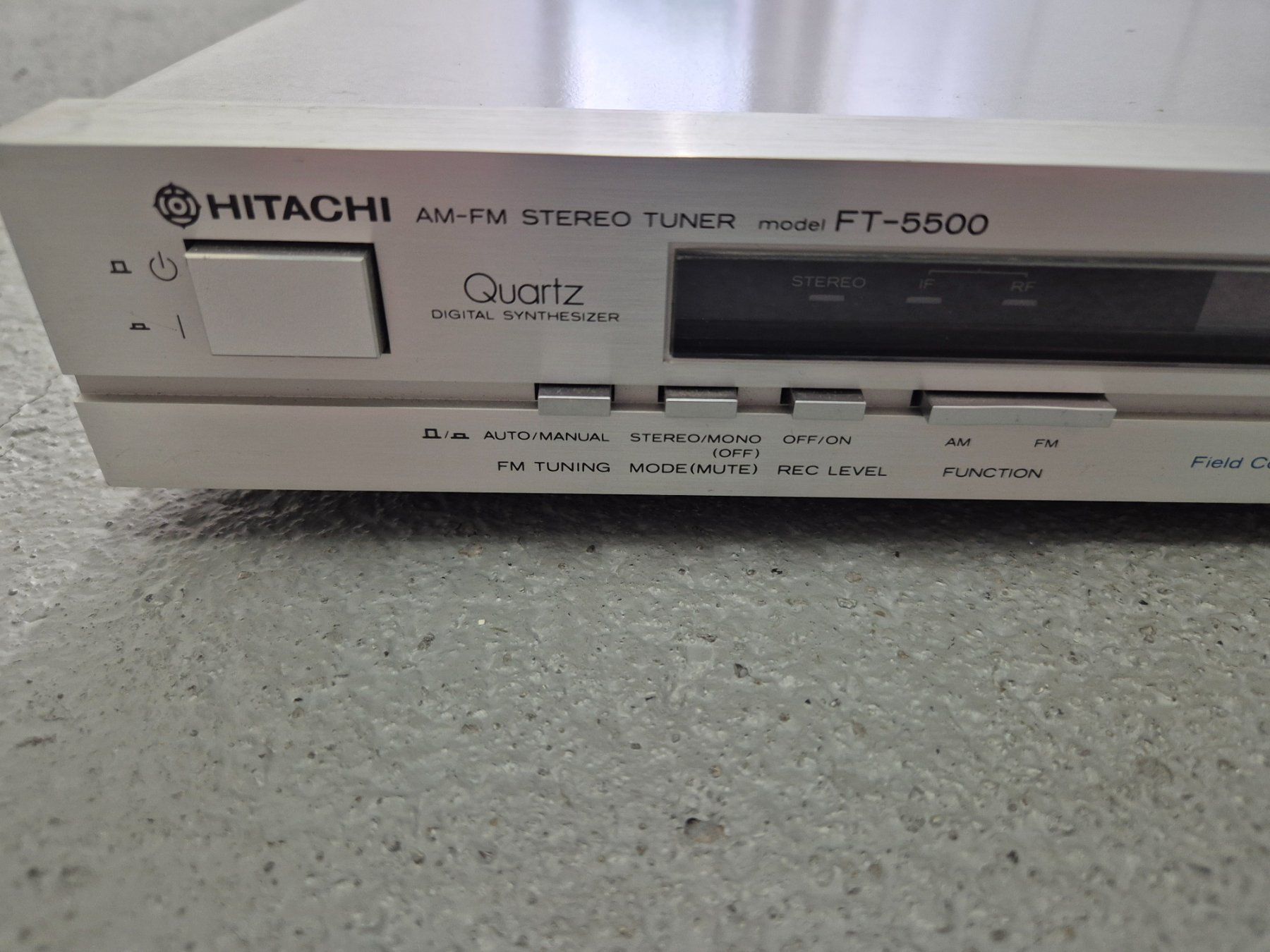 Hitachi Récepteurs: Hitachi FT-5500 AM-FM Stereo Tuner – D'occasion à Domat Ems par tchnesa 1
