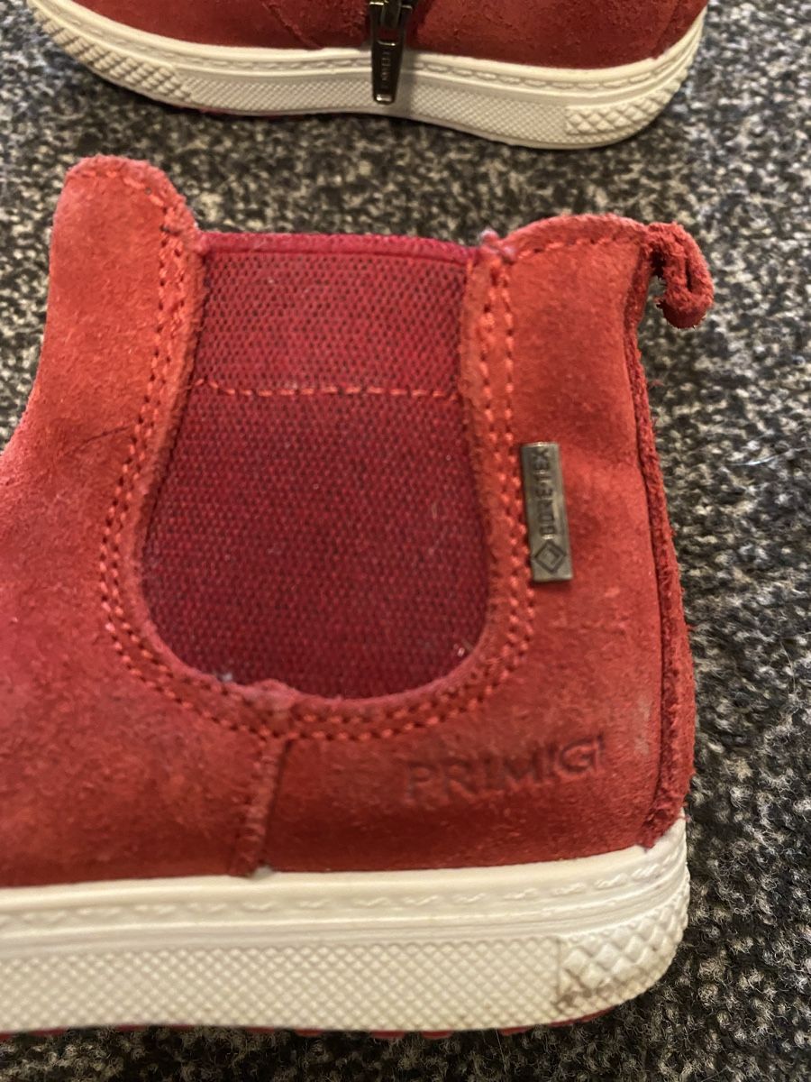 Scarpe per ragazze: Kinderstiefel zu verkaufen  – Usato da Wiler b.Utzenstorf venduto da jk9_x7s6 2