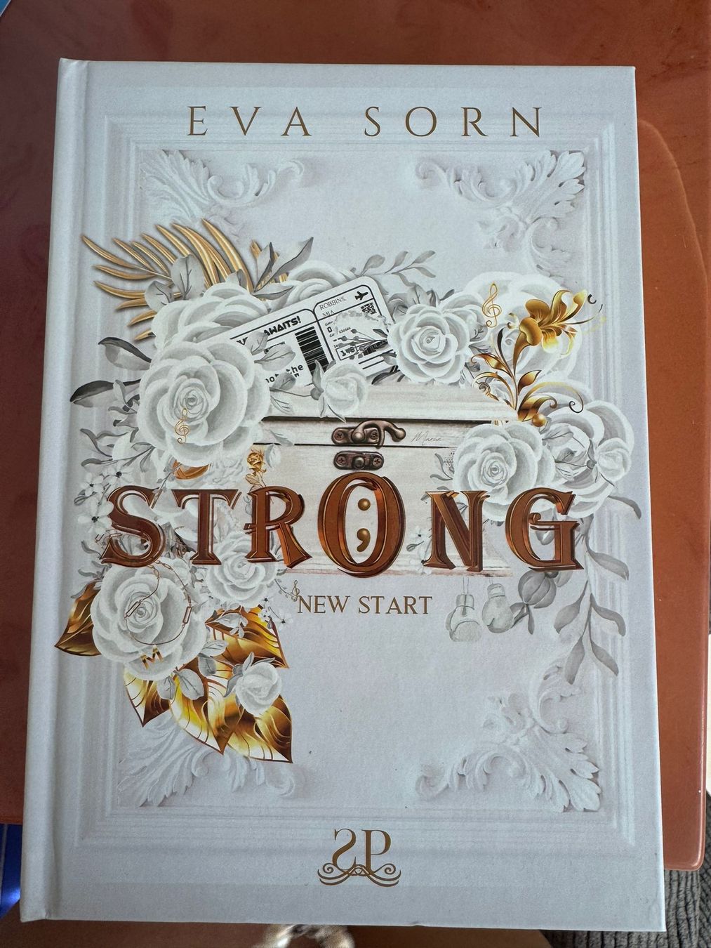 Libri: strong – Nuovo e nell'imballaggio originale da Grand-Lancy venduto da Sylvia123