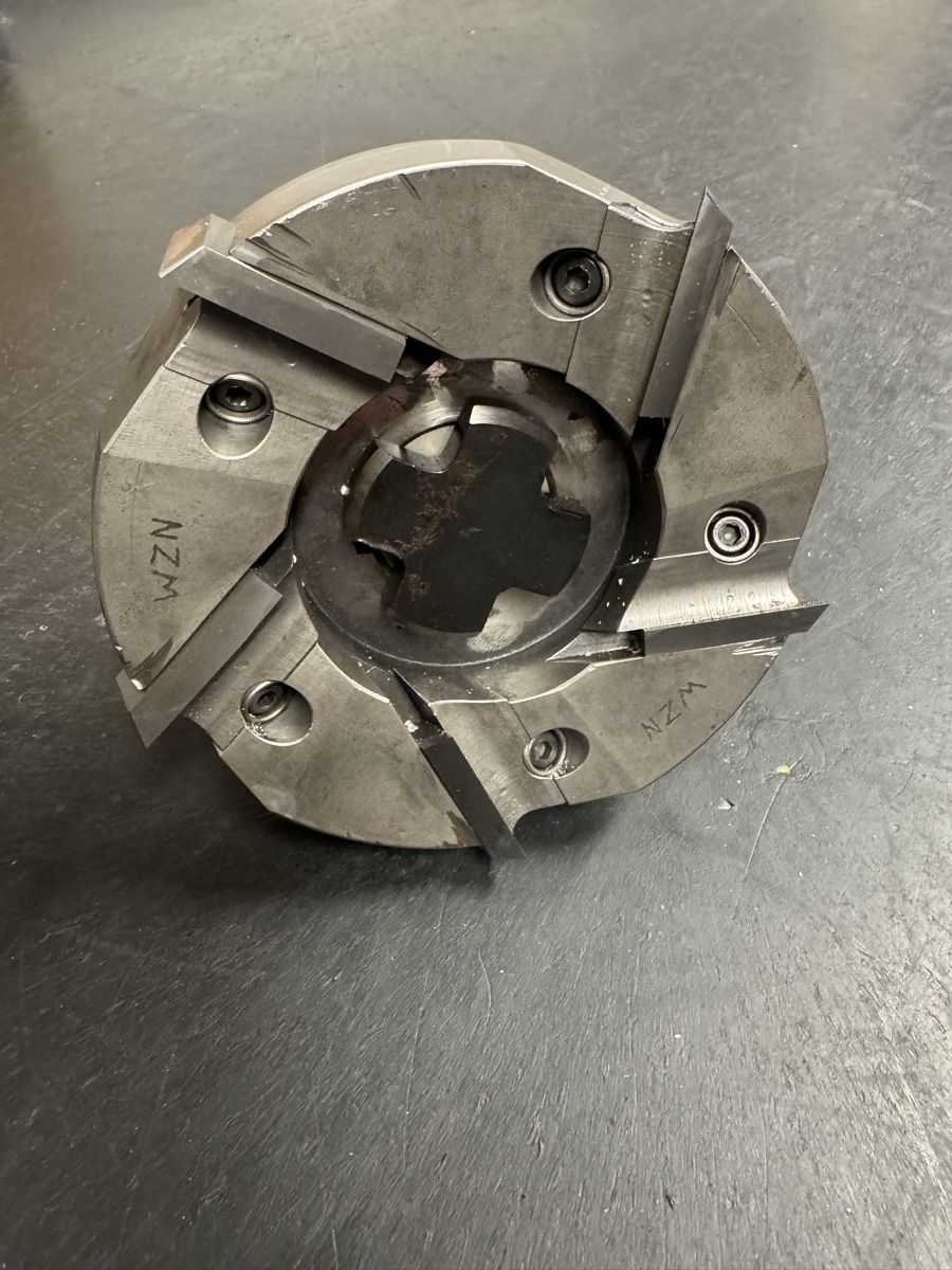 Tutti gli attrezzi: Planfräskopf Planmesserkopf 150mm – Usato da Bellmund venduto da Sodick 1