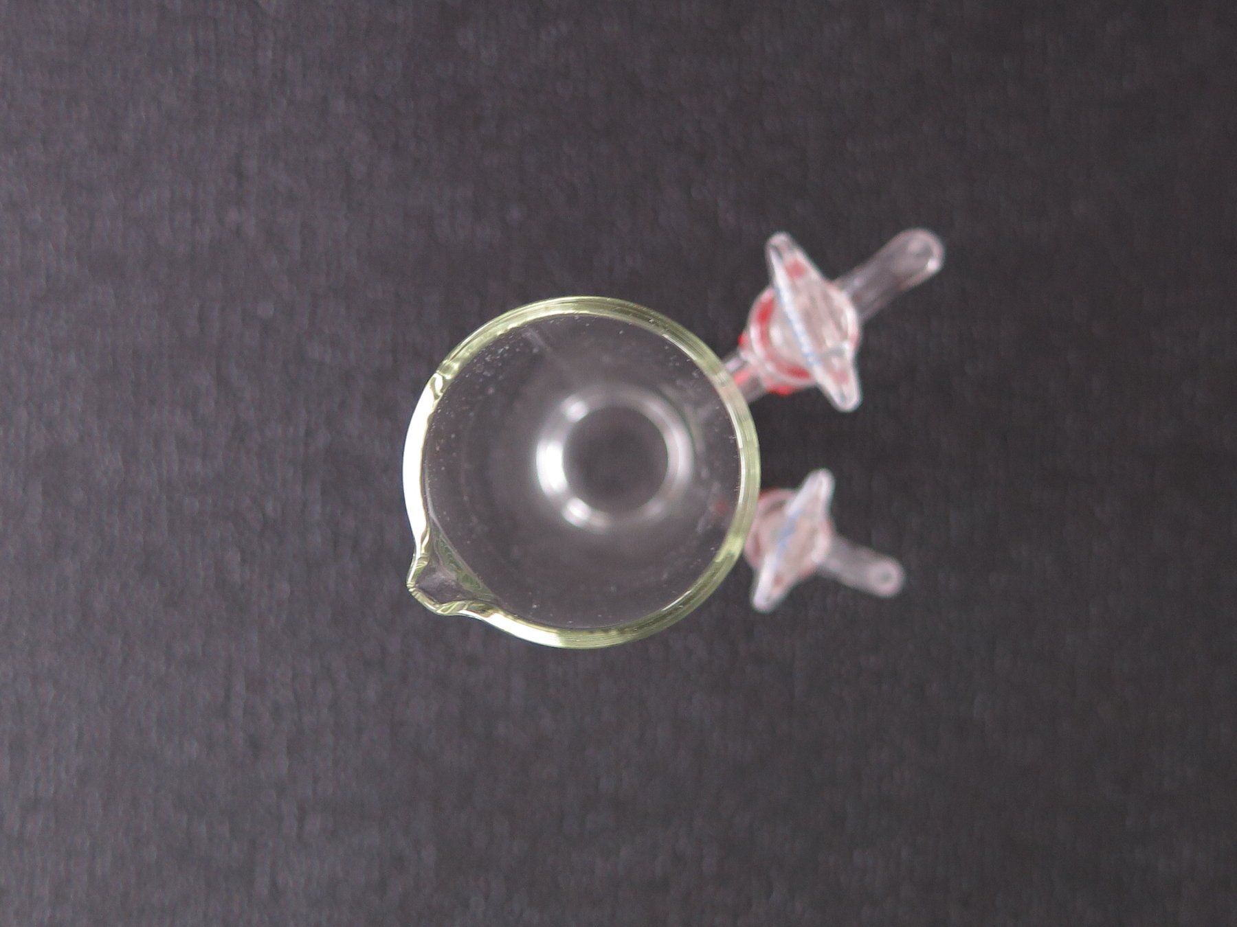 Bicchieri: Glas Messzylinder 300ml, 2 Hähne – Usato da Basel venduto da Deko1 5