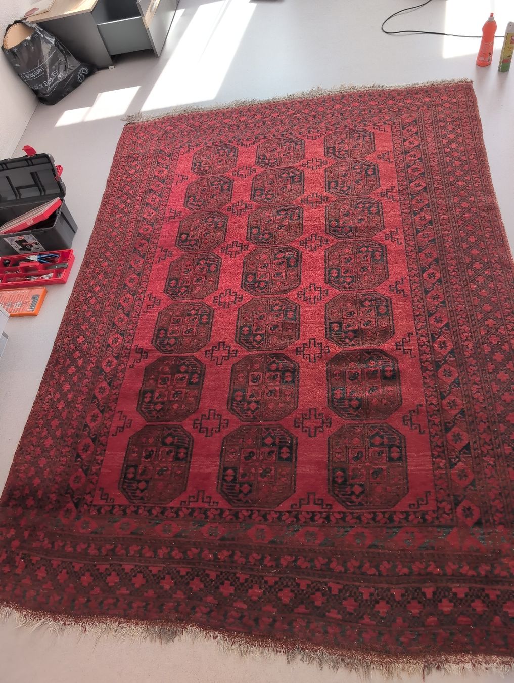 Tappeti: Orientteppich rot schwarz gemustert – Usato da Alt St. Johann venduto da Jst6 3