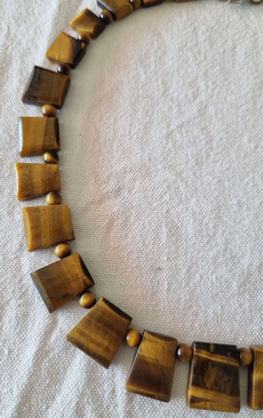 Catenine: Collier Oeil de Tigre Vintage, formes Géométriques Originale – Usato da Grand-Lancy venduto da Evelyne010 2