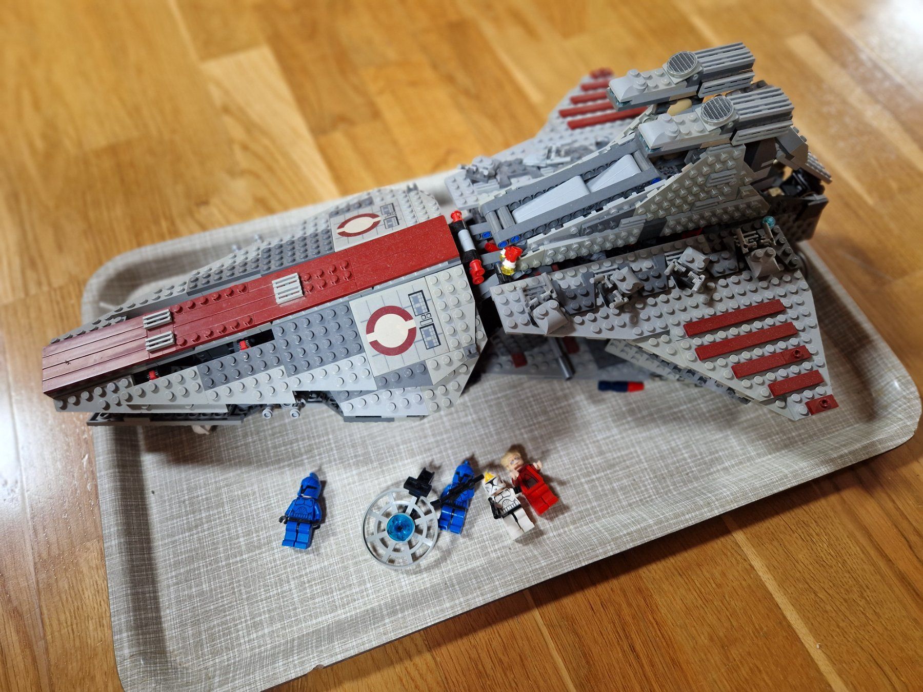 Lego Kit di costruzioni: LEGO Star Wars Venator-Class Republic Attack Cruiser – Usato da Bernex venduto da Mardone 7