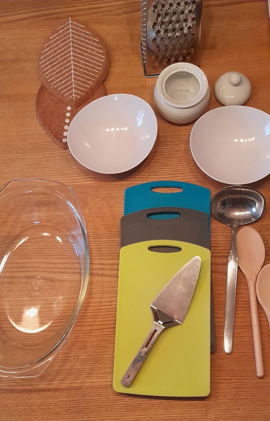 Geschirrsets: Flohmarkt, Küchenkonvolut – Gebraucht aus Adlikon b. Andelfingen von Kraemse 6