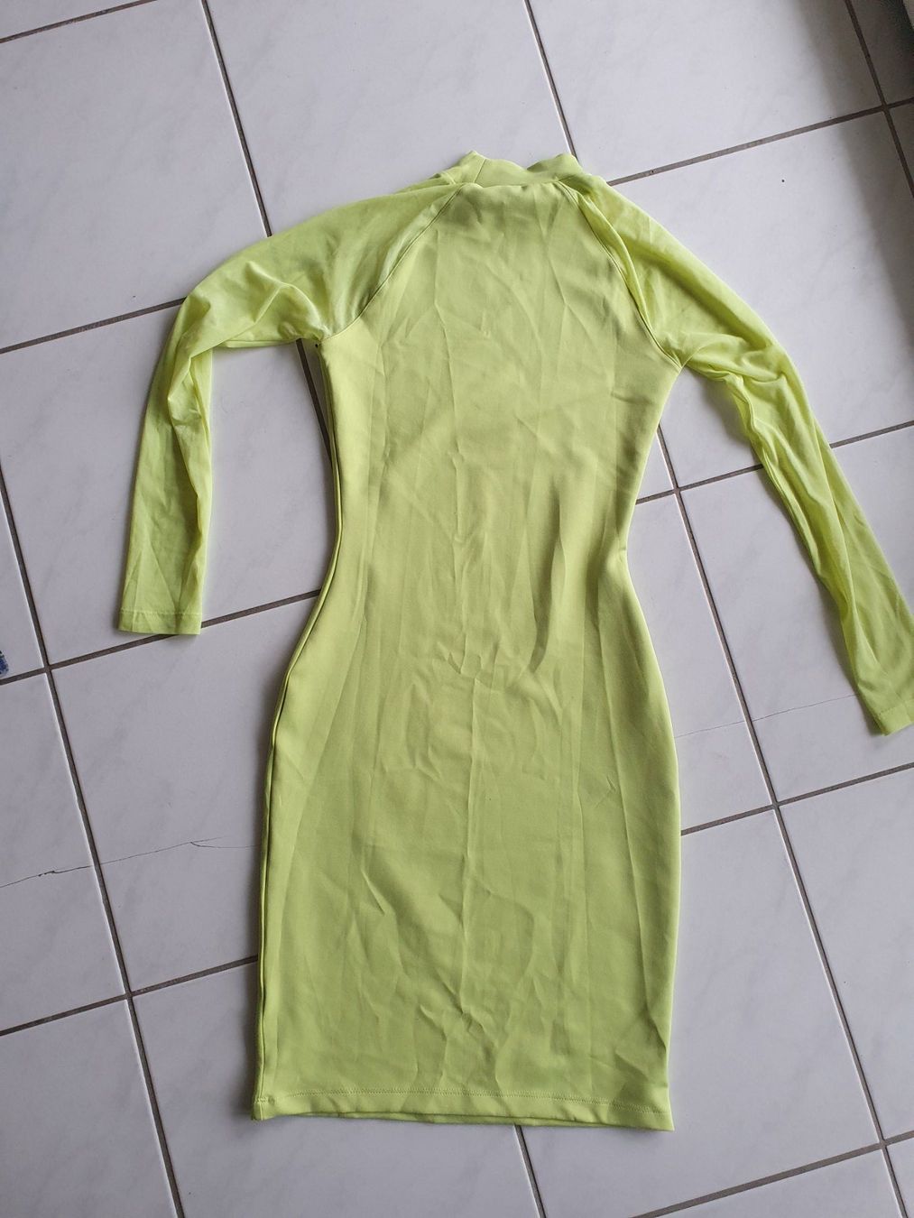 Puma Kleider: Puma Kleid, Neon-Grün – Neu (gemäss Beschreibung) aus Bern von Helays 5