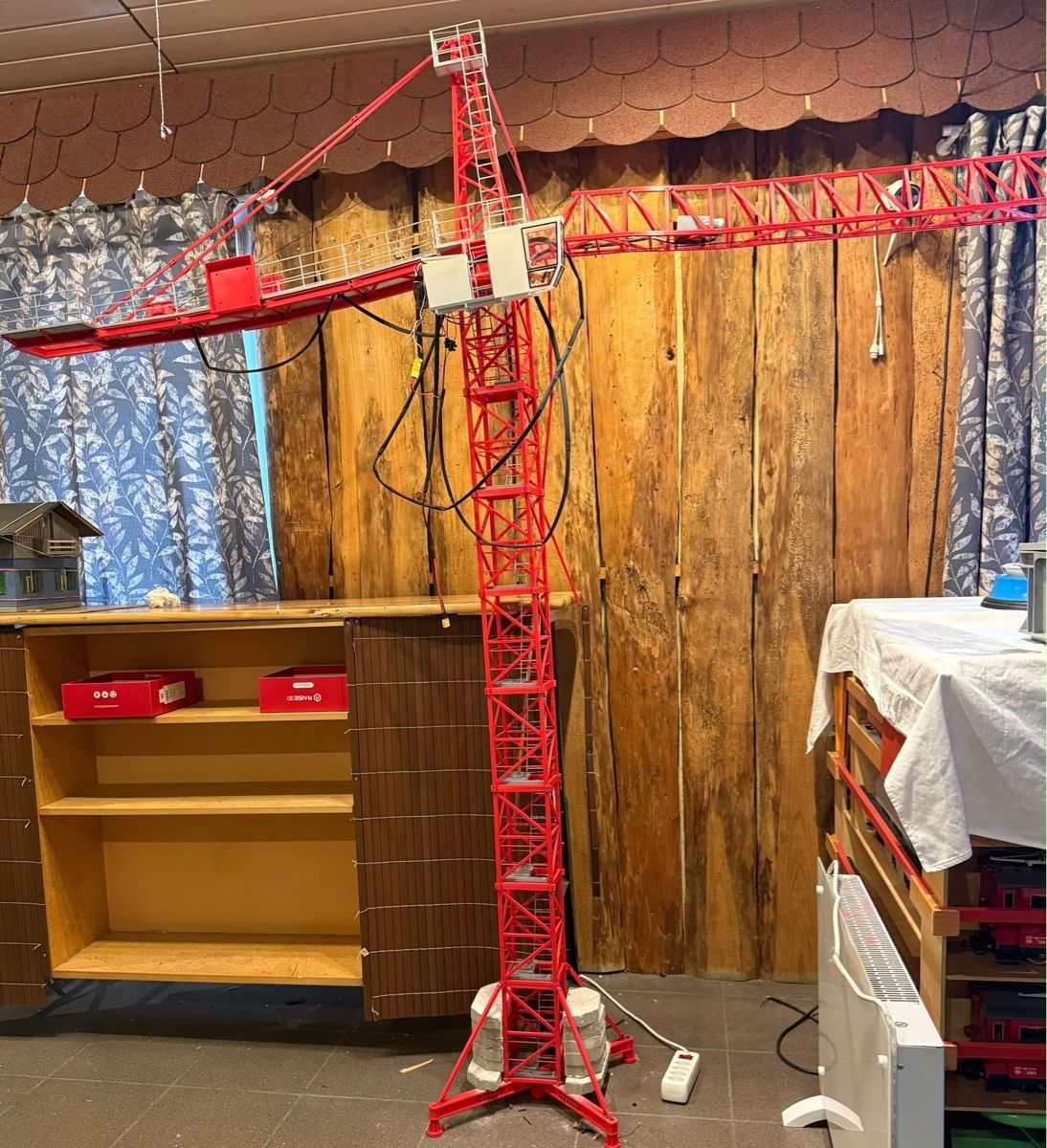 Kit di modellismo & Modellini statici: Grosser Modell-Baukran 1:14 – Difettoso da Altdorf UR venduto da mobauwidmer 1