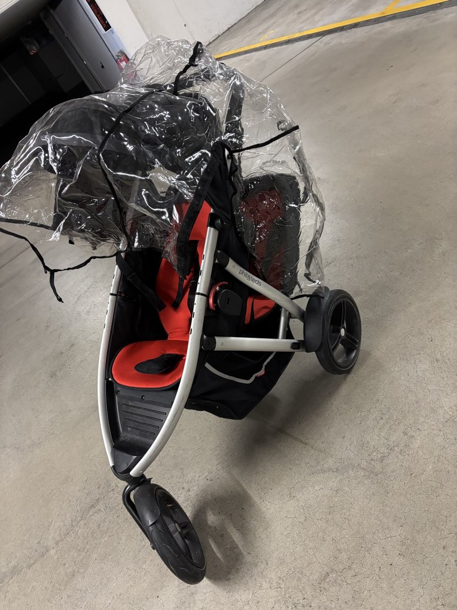 Phil & Teds Carrozzine: Geschwisterwagen – Usato da Gränichen venduto da R.7 7