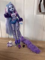 Monster high Abbey Bominable 