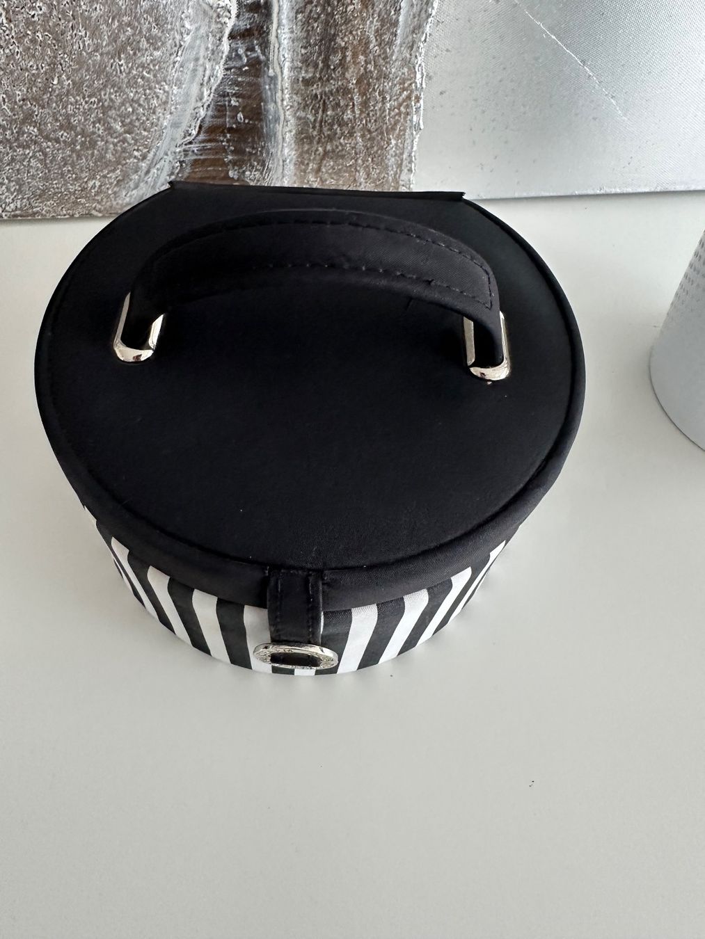 Schmuckkästen: Thomas Sabo Schmuckkoffer gestreift – Gebraucht aus Lustmühle von sar_7xmy 1