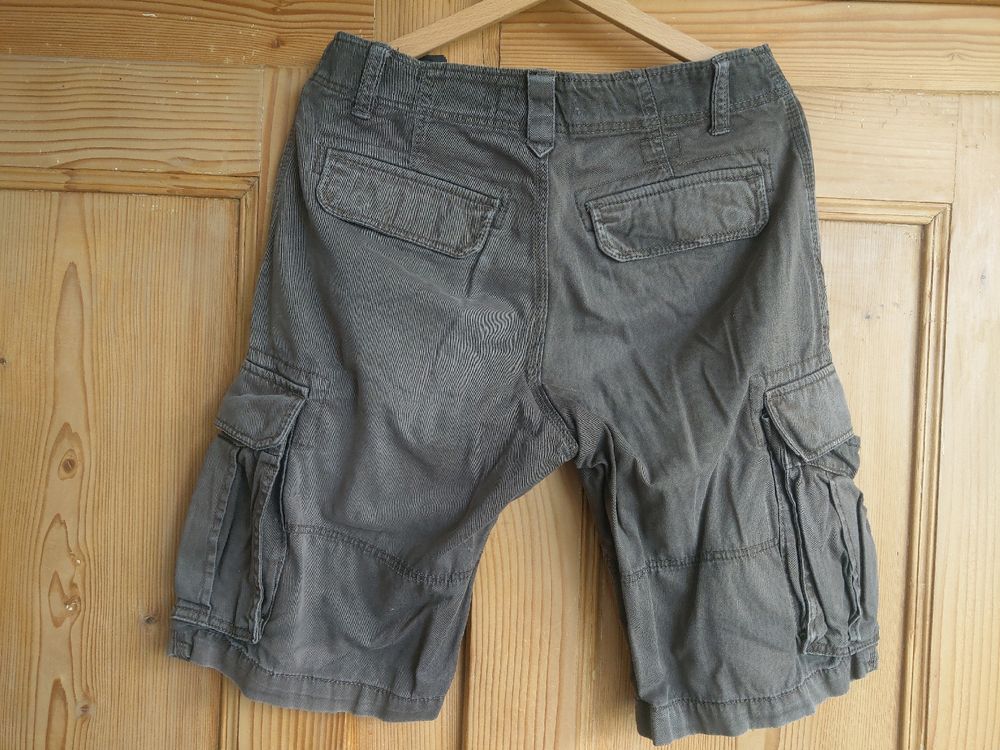 H&M Hosen: Short cargo homme brun taille 30 Idéal pour l'été – Gebraucht aus Belp von Pepe11 2