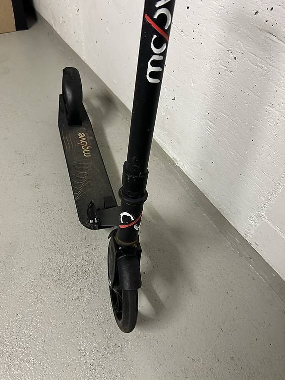 Kickboard: Trottinett "moove" – Usato da menziken venduto da xaver76 1
