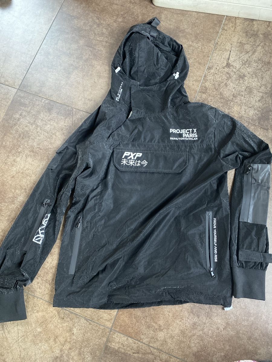 Jacken: Veste originale coupe-vent – Gebraucht aus Lonay von Ikoko