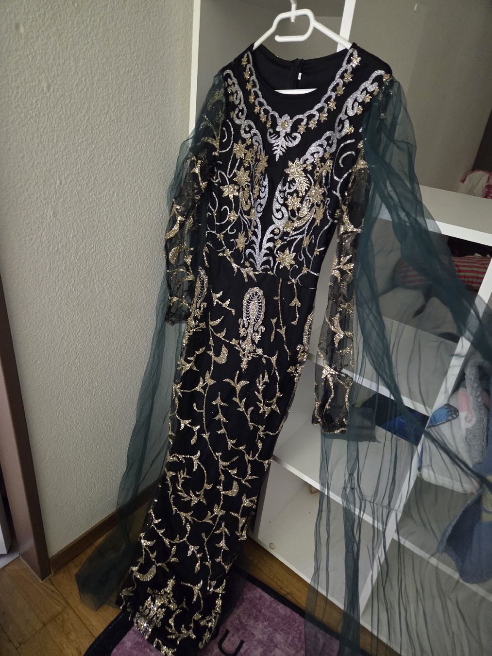 Vestiti: +×+Indische Abendkleid gr.S/M – Nuovo (secondo la descrizione) da Solothurn venduto da mer_gg5n