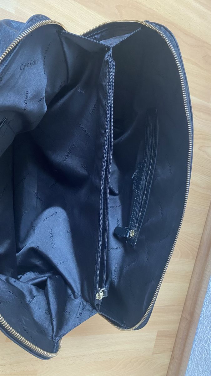 Calvin Klein Borse da donna: Handtasche Calvin Klein – Usato da Möriken AG venduto da EveMllr 3