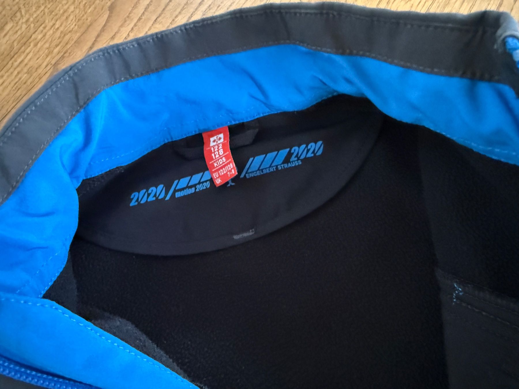 Engelbert Strauss Jacken & Mäntel: Engelbert Strauss, Softshell Jacke 122 128 Kinder Soft Shell – Gebraucht aus Ennetbaden von mapa05 3