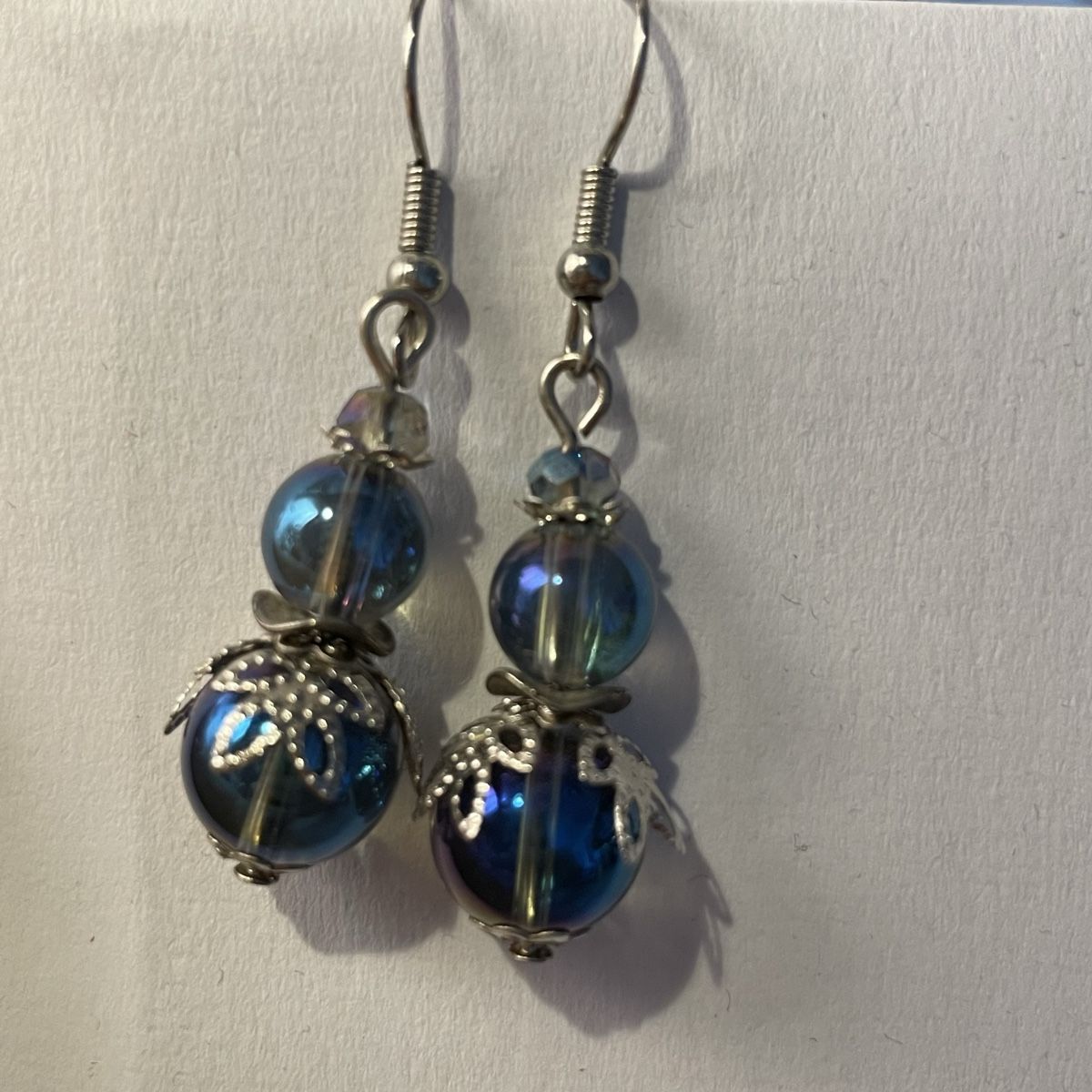 Orecchini pendenti & Orecchini a lobo: Ohrring, handmade hellblau & violett schimmernd, Glasperlen – Nuovo (secondo la descrizione) da Bellach venduto da Lapislazuli_blues 1
