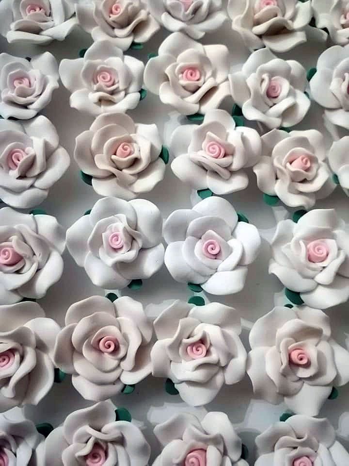 Perle (finte): Aktion! Rosenperlen 120 Stk. – Nuovo e nell'imballaggio originale da Ostermundigen venduto da LorisHome
