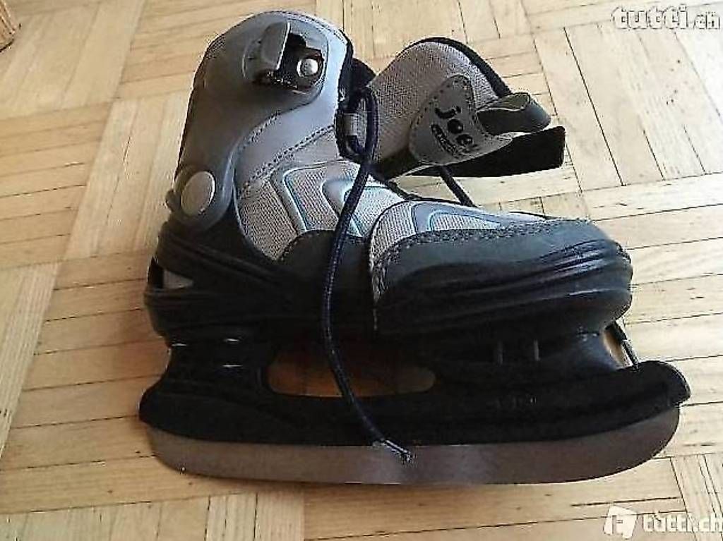 Pattini da ghiaccio: Schlittschuhe 31 32 33 – Usato da Itingen venduto da Haefi 1