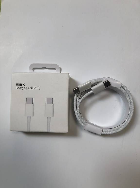 Câbles: USB-C Ladekabel 1m – D'occasion à Watt par One_cond