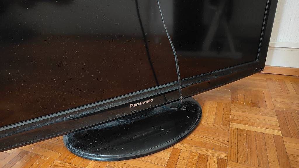 Fernseher: TV Panasonic 95cm/diagonal – Gebraucht aus Lausanne von azu_7b5w 1