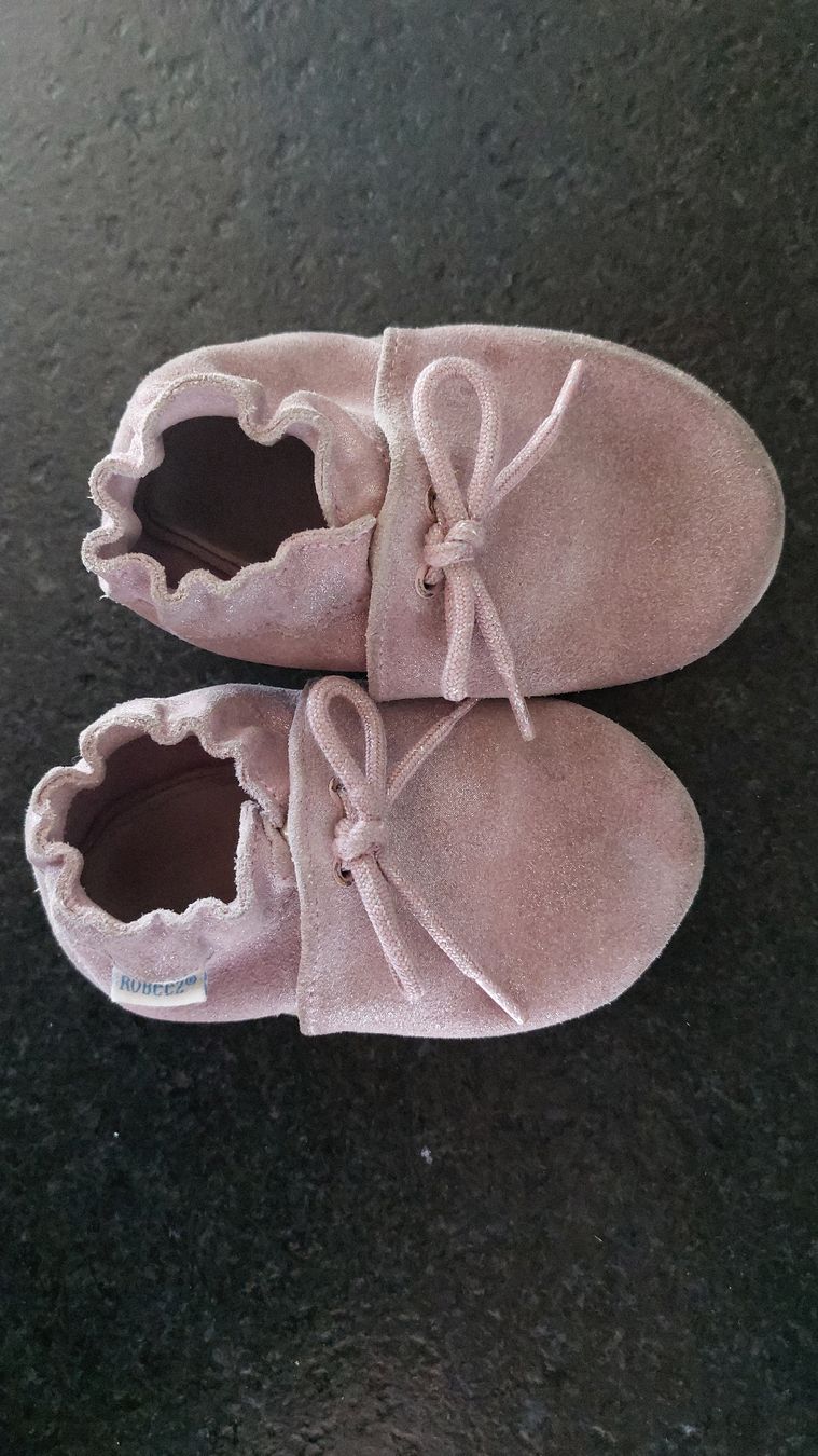 Scarpe per ragazzi: Hausschuhe, Leder, 12 - 18 Mo, Rosaglitzer – Usato da Auw venduto da pet_fc8x