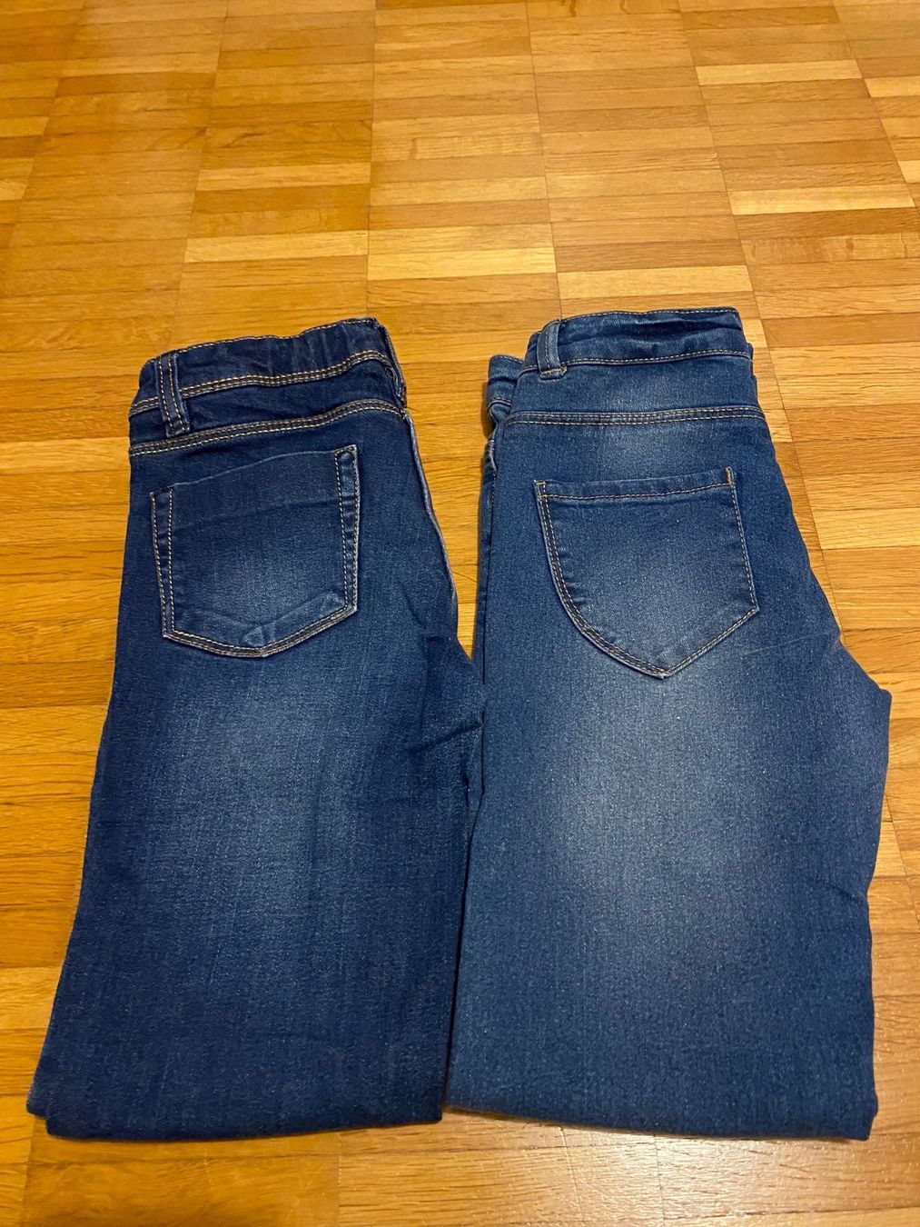 Pantaloni: Jean fille (02) – Usato da Basel venduto da OK2010