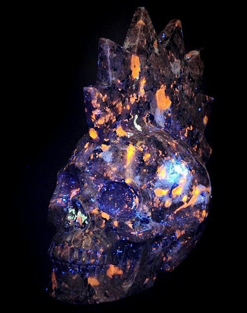 Minerali & Pietre curative: Punk Skull UV Yooperlite – Nuovo (secondo la descrizione) da Walenstadt venduto da vkt_qc8d 2