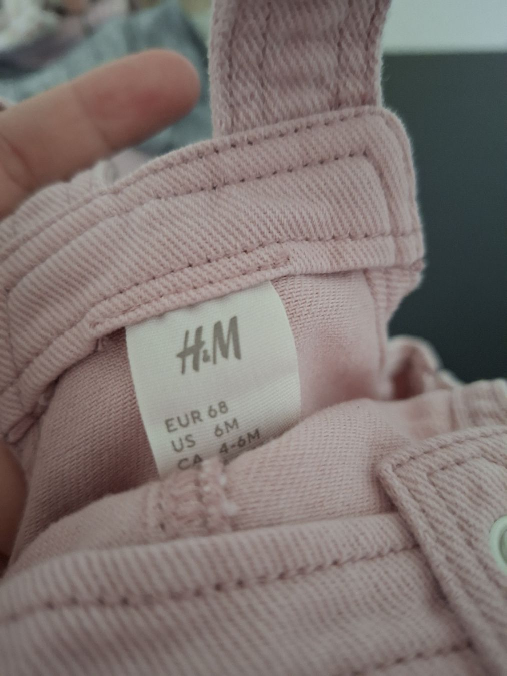 Ensembles coordonnés: Latzkleid + Latzhose Grösse 68 – D'occasion à Winterthur par Ausmisten2026 1