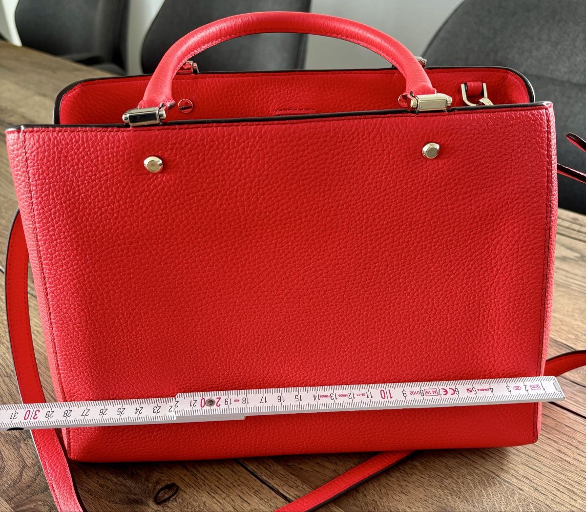 Taschen für Damen: schöne originale Handtasche Kate Spade – Gebraucht aus Ebikon von SvenKauschus 2