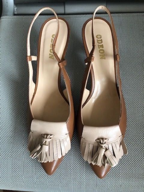 Scarpe da donna: Nuove décolleté in pelle No.40 – Nuovo (secondo la descrizione) da Davesco-Soragno venduto da dvf_7h6d