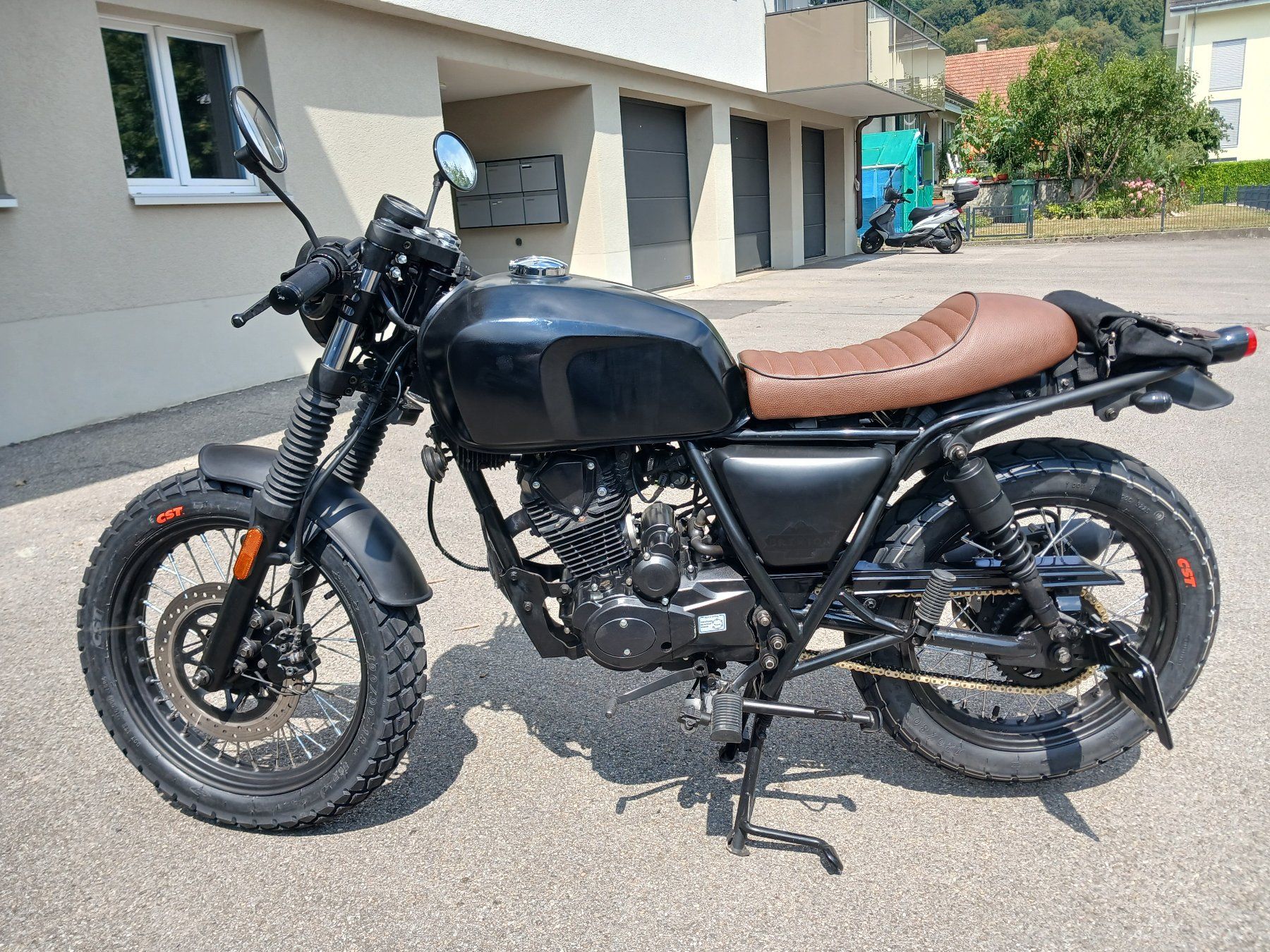 Brixton Motorcycles Route: Motorrad Brixton 125 schwarz 10106km – D'occasion à Heimberg par kayo508 7