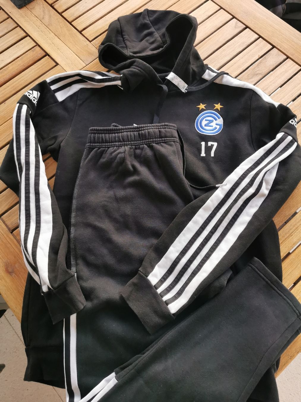 Adidas Maillots de corps & Pantalons: Original Adidas GCZ Trainer – D'occasion à Weiningen ZH par angebot05