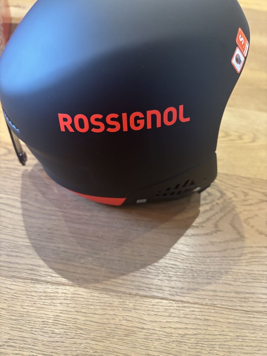 Rossignol Caschi: Rossignol GS FIS Helm – Nuovo e nell'imballaggio originale da Engelberg venduto da Orangensigma247