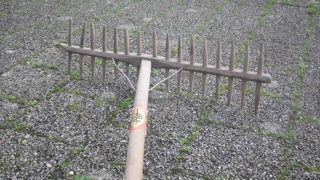 Tutti gli attrezzi: Holzrechen  - Antik – Usato da Büren SO venduto da omsa 2