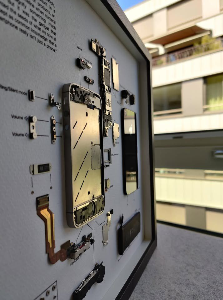 Apple Telefoni cellulari / Smartphones: «IPhone 4S in Frame» Schwarz – Usato da Dietikon venduto da MSR-Mark1 4