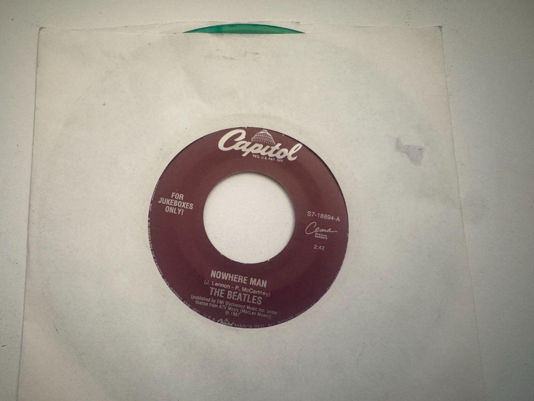 Dischi in vinile: BEATLES - Nowhere Man / What Goes On -Jukebox-Single - Green – Usato da Tegerfelden venduto da siebenmacky 2