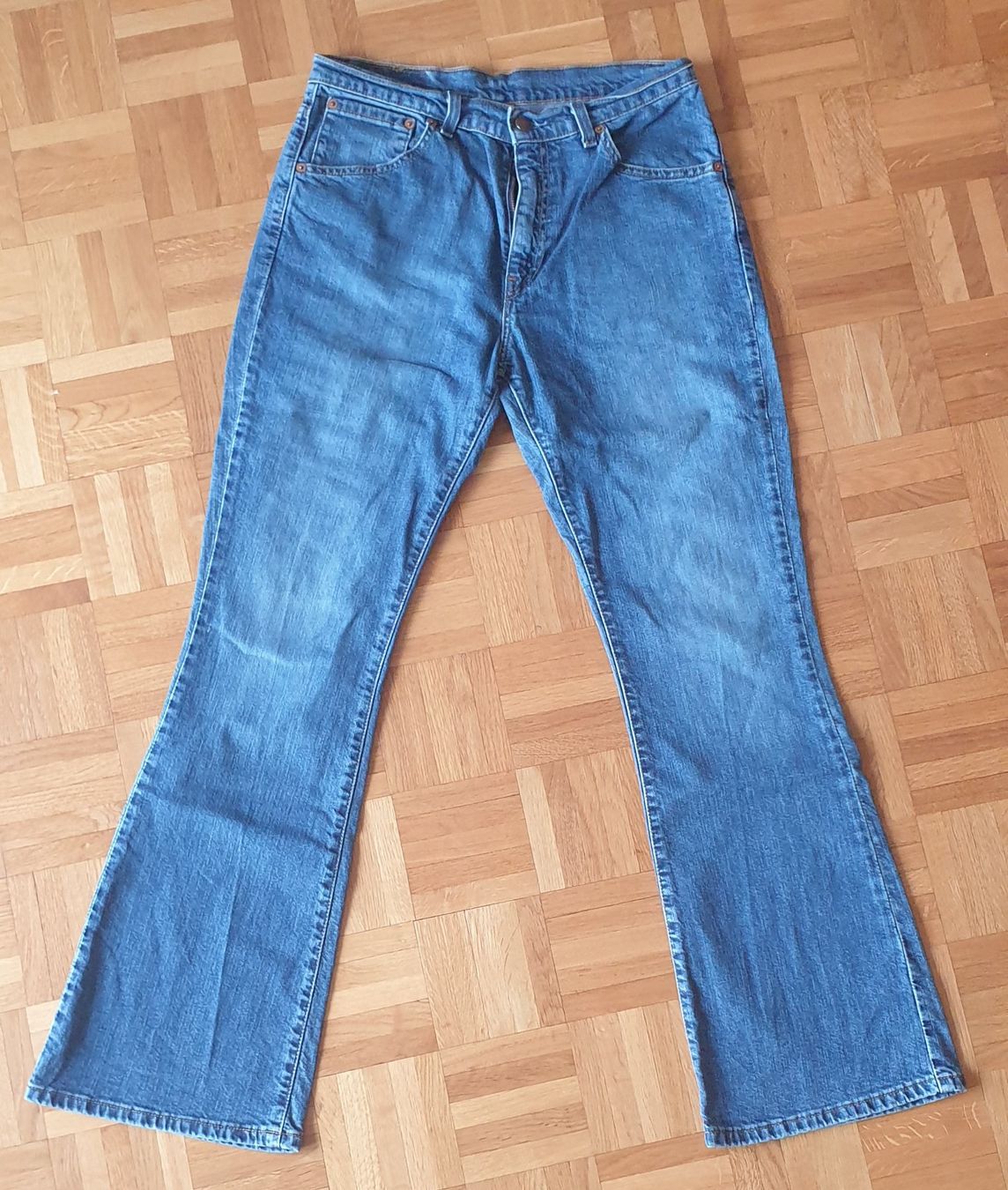 Levi's Jeans: Levi's 525 89 w32 l32 – Gebraucht aus Neuchâtel von ruedelacote