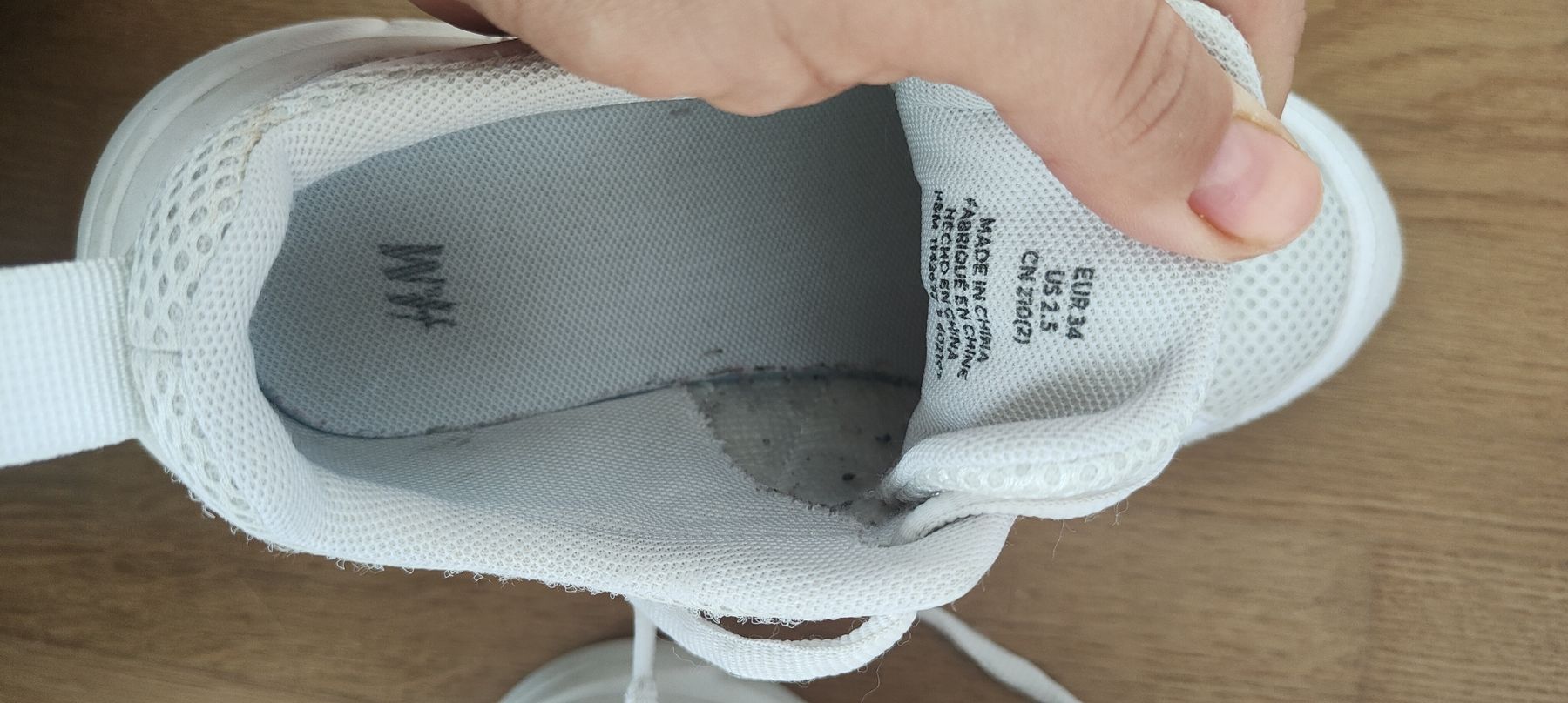 H&M Scarpe per ragazzi: H&M sneakers, size 34 – Usato da Oberbuchsiten venduto da DianaLup 3