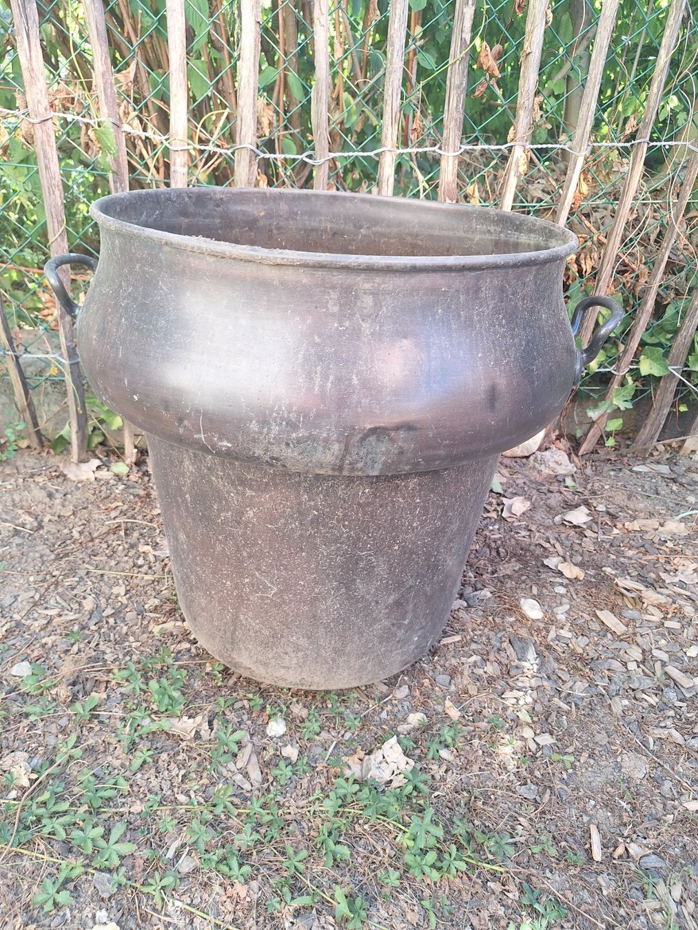 Altre Decorazioni per giardino: Kupferkessel mit Henkeln, – Usato da Grenchen venduto da Schoggijoghurt