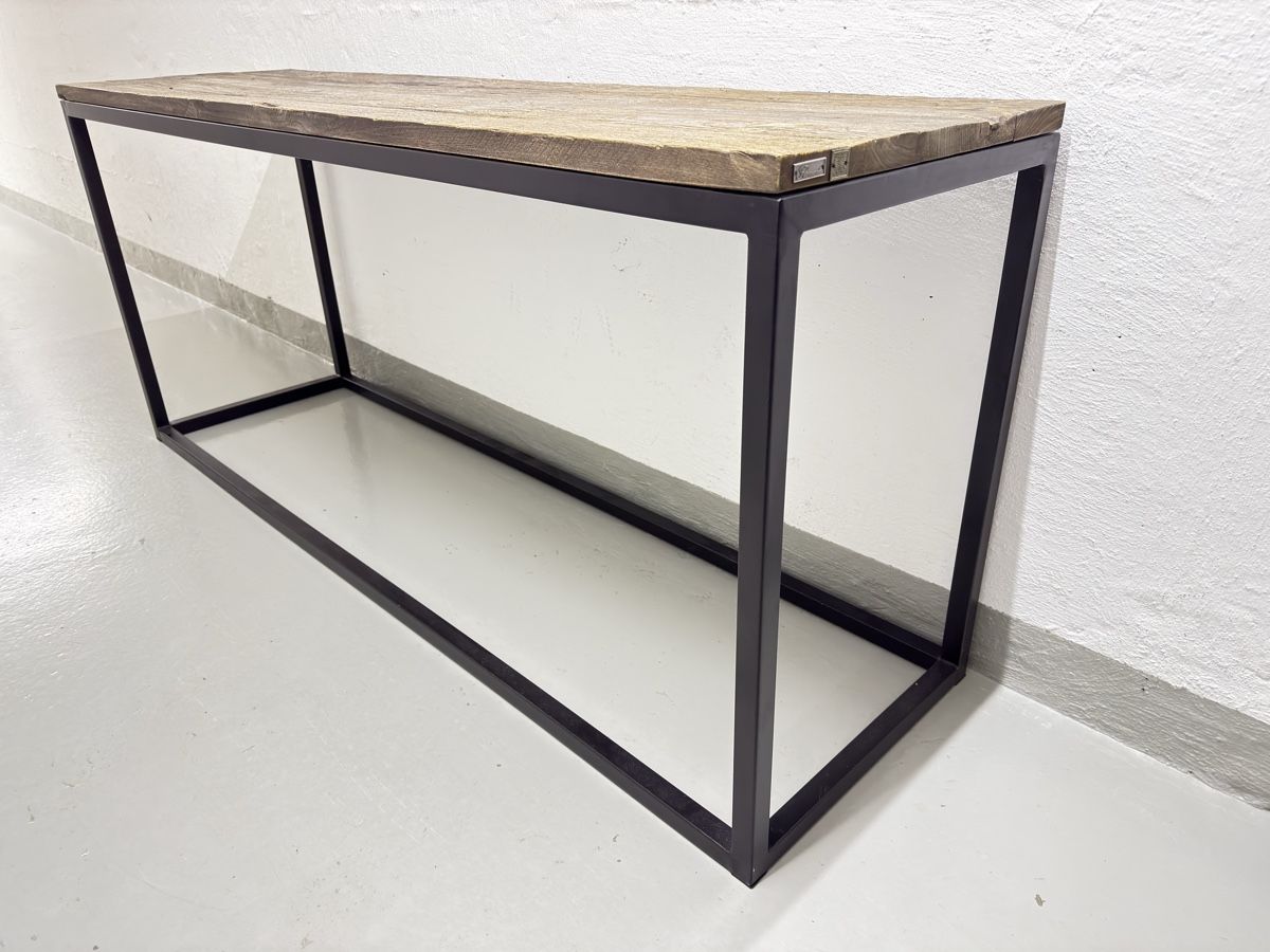Flamant Commodes: Sideboard Flamant – D'occasion à Zollikerberg par nel1978