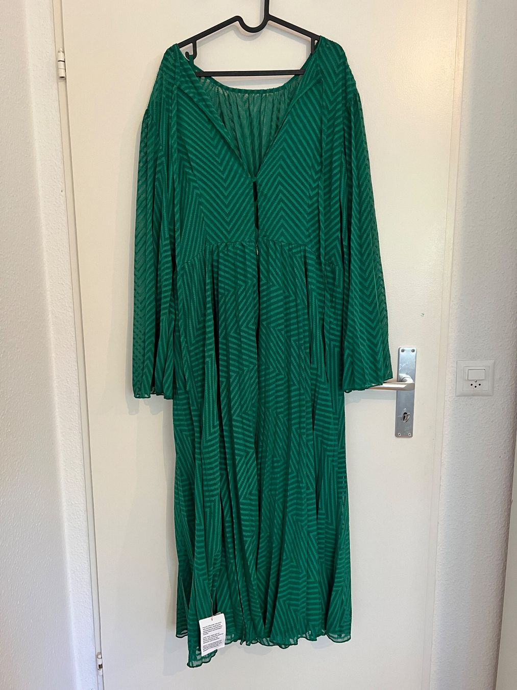 Asos Vestiti: Robe ASOSdesign verte elegante, taille 46 – Nuovo e nell'imballaggio originale da Petit-Lancy venduto da din_jh6k 1