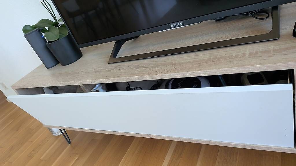 Mobili TV: TV Möbel und TV – Usato da Häuslenen venduto da cel_5vh6 2