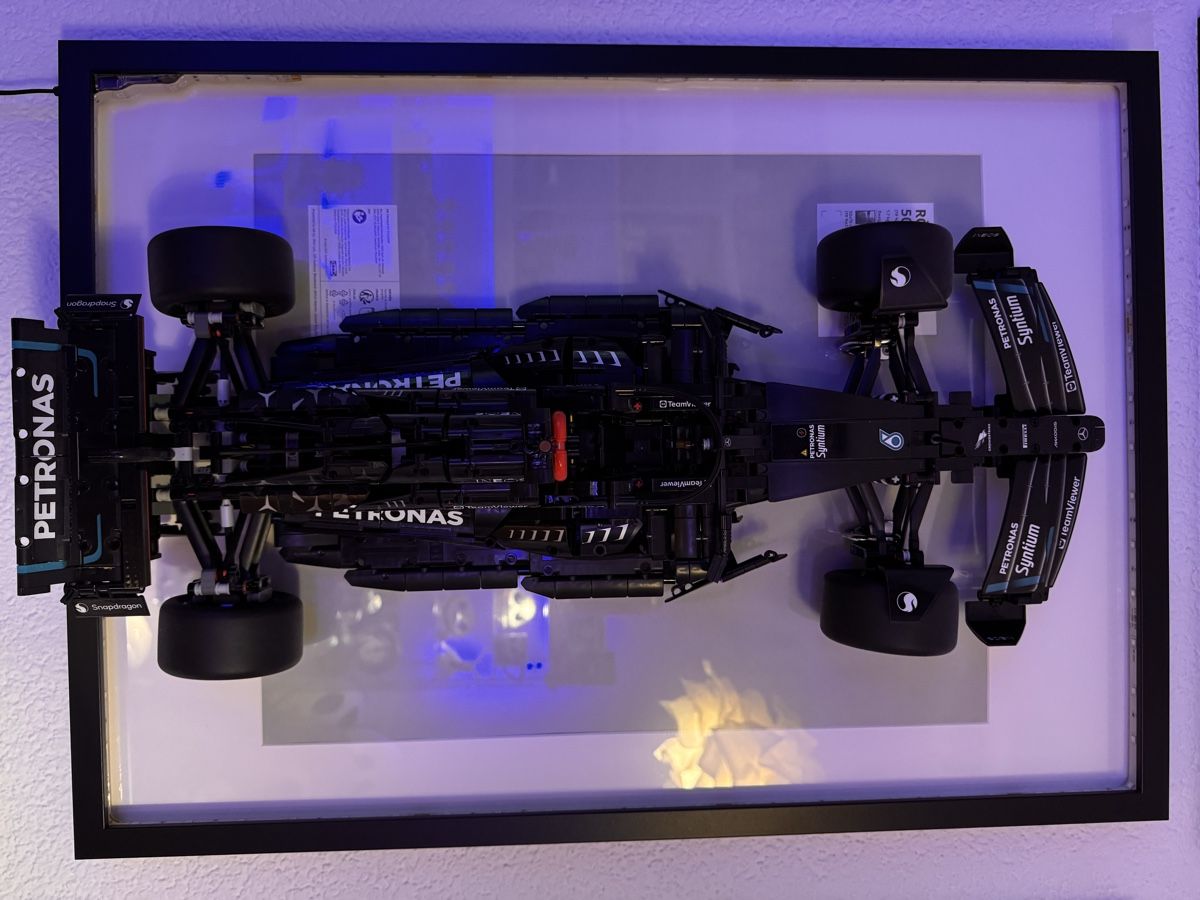 Lego Kit di costruzioni: LEGO Technic Mercedes-AMG F1 W14 E Performance – Usato da Giubiasco venduto da Christiancando-44 1