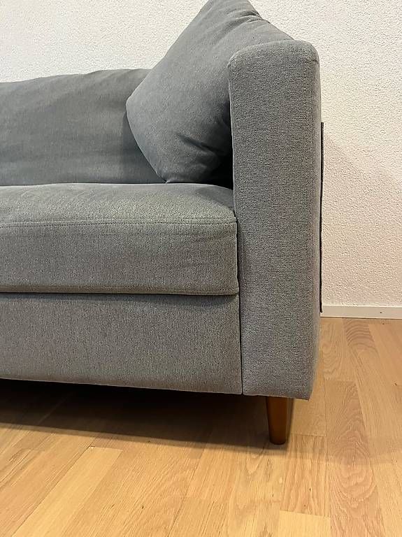 Divani: canapé gris  – Usato da Peseux venduto da kom_zgb9 3