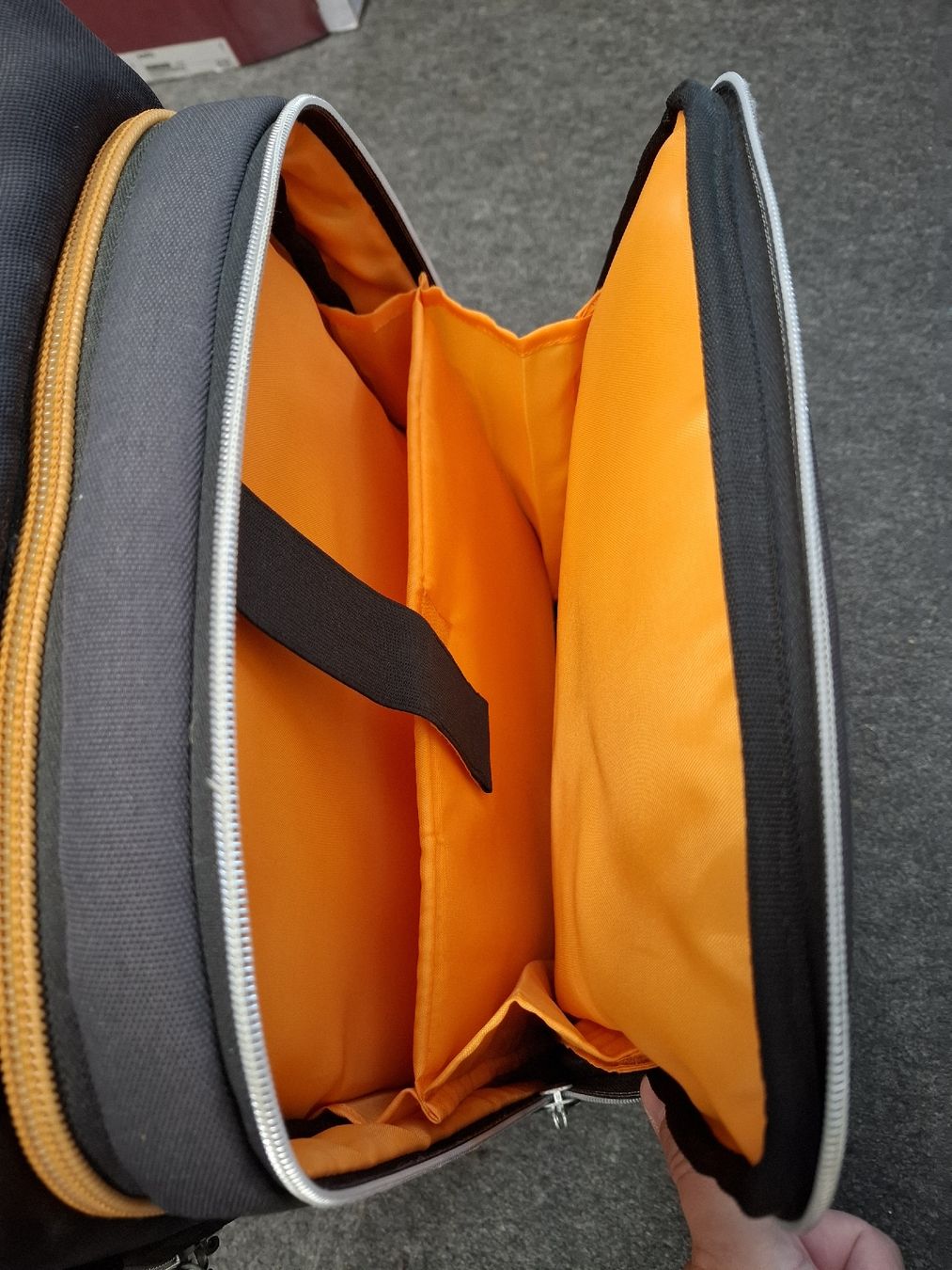 Valigie: Rollkoffer / -rucksack – Usato da Bubendorf venduto da feipelig 2