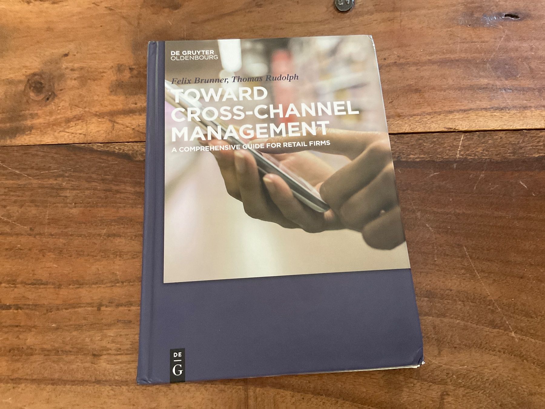 Libri: Toward Cross-Channel Management : A Comprehensive Guide – Usato da Avenches venduto da Optimus_