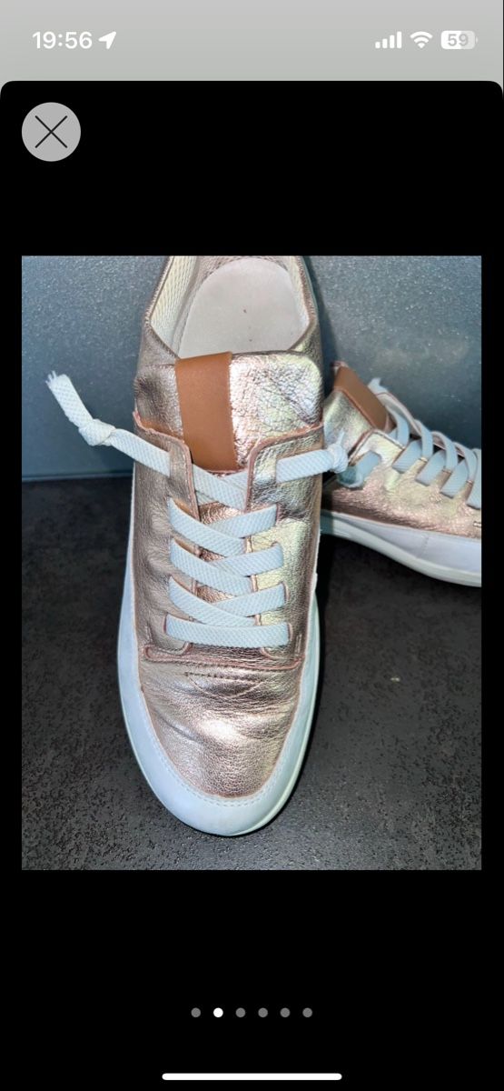 Damenschuhe: Roségoldene Sneaker – Gebraucht aus Hochdorf von Forestgreen 2